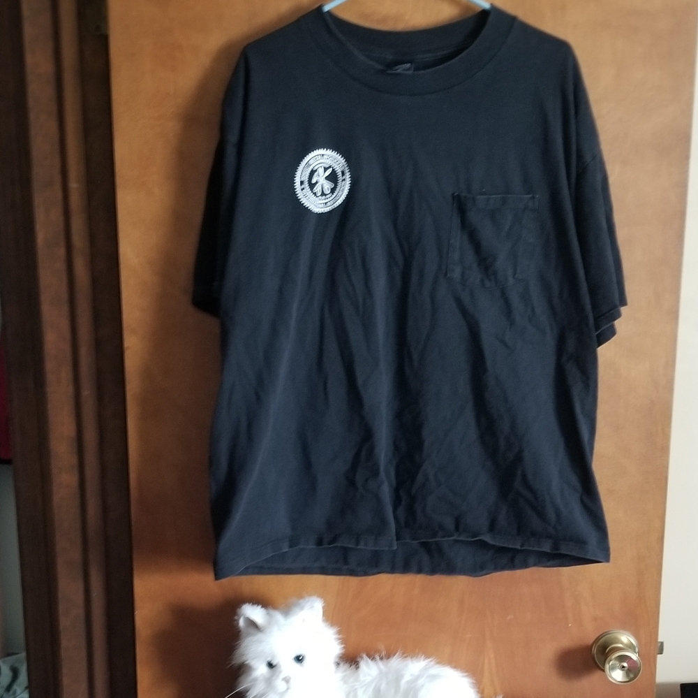 Classic Platinum black tee with white logo